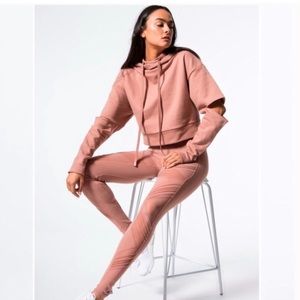 ALO yoga pants Ultra High Waist Leggings in Rosewood